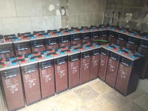 como instalar baterias estacionarias en instalacion fotovoltaica